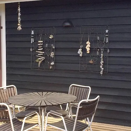 Three-bedroom Holiday In Grasted Holiday home